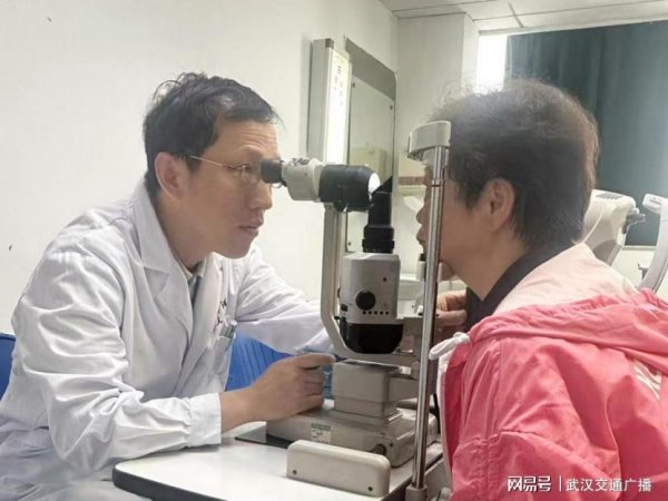 闪电策略 微创玻切技术应用有了新领域 武汉大学人民医院眼科创新技术为缺血性视神经病变患者重燃“光明”