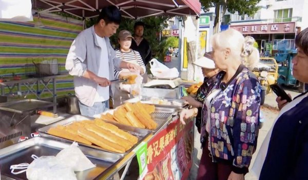 国睿信配 雪城烟火气圈“洋粉儿”！牡丹江“跨境游”日益火热